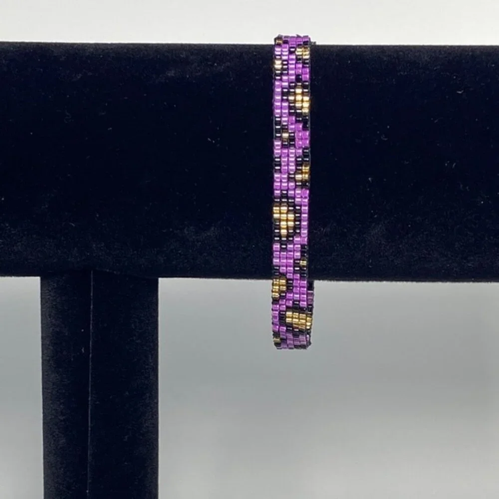 Purple Black and Gold Leppard Print  Cheeta Pattern Seed Bead  Bracelet